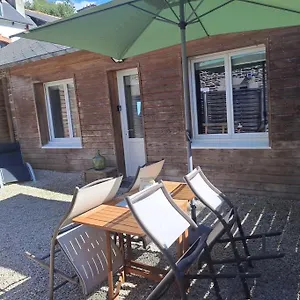 https://maisonnette-6-plein-centre-calme.inbrittany.com